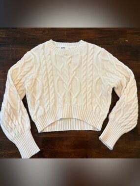 Elodie | Cable Knit Cropped Crewneck Sweater
